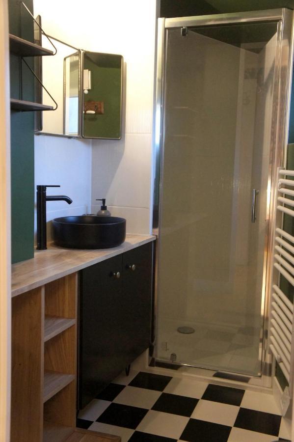 Les Appartements Du 31 - Centre Ville - 2E Etage - 50 M2 Quimper Esterno foto