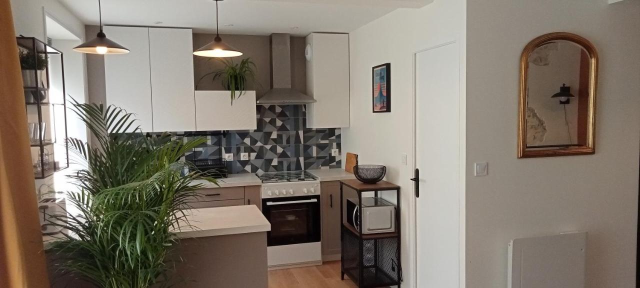 Les Appartements Du 31 - Centre Ville - 2E Etage - 50 M2 Quimper Esterno foto